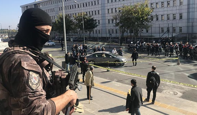 Diyarbakır'da adliye çıkışında silahlı saldırı!
