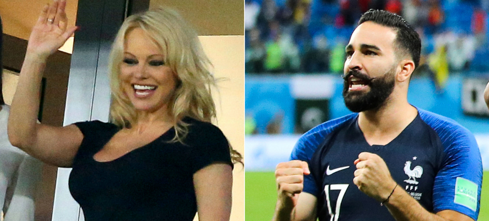 Pamela geldi, Rami coştu!