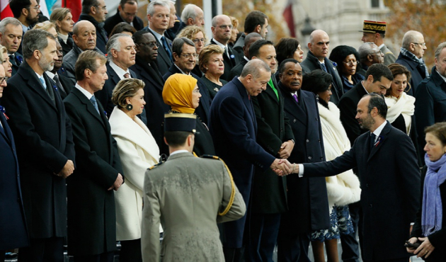 "Paris'te kurulan imha masası yine Paris'te dağıtılmıştır!"