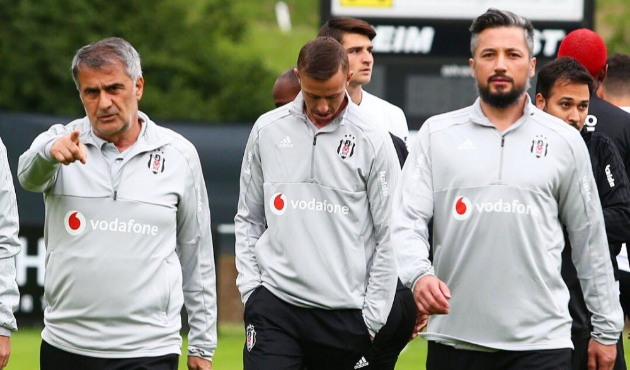Beşiktaş'ta yumruk yumruğa kavga!