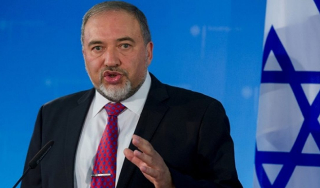 İsrail Savunma Bakanı Lieberman istifa etti!