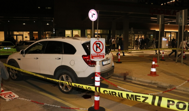 Hastane otoparkında silahlı kavga...