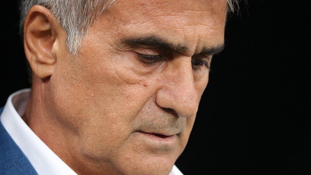 Şenol Güneş'ten Gaziantep'teki hain saldırıya tepki: Bunlar insan değil