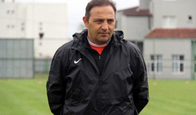 "Futbolculara tesislerde yemek bile veremiyoruz"