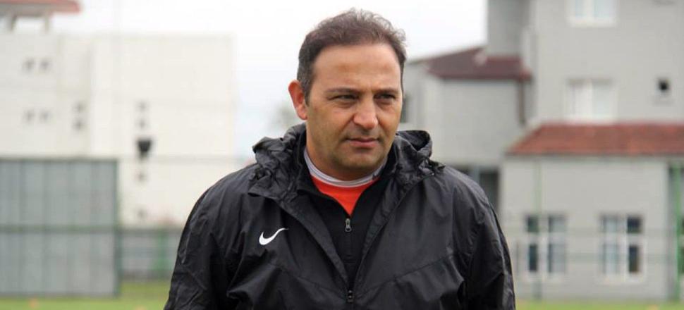 "Futbolculara tesislerde yemek bile veremiyoruz"