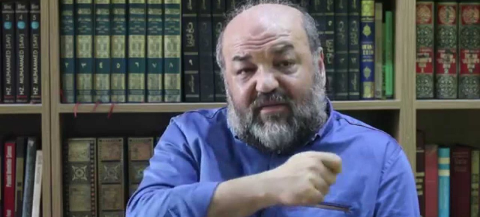Ezan tartışmasına Eliaçık da dahil oldu!