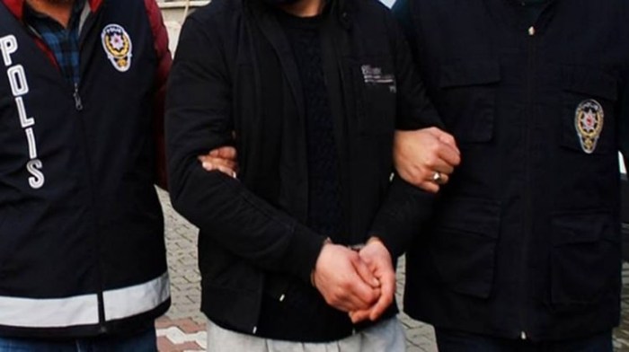 Kırmızı bültenle aranıyordu! Yakalandı!