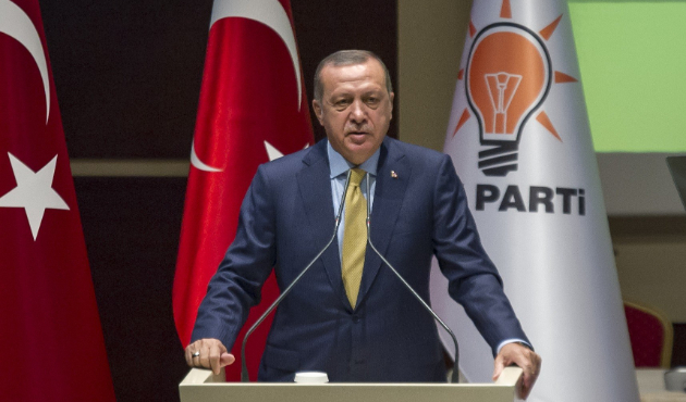 "AK Parti o büyükşehirde eski başkanla devam edecek!"