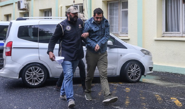 ABD'nin iade ettiği sapık FETÖ'cü tutuklandı