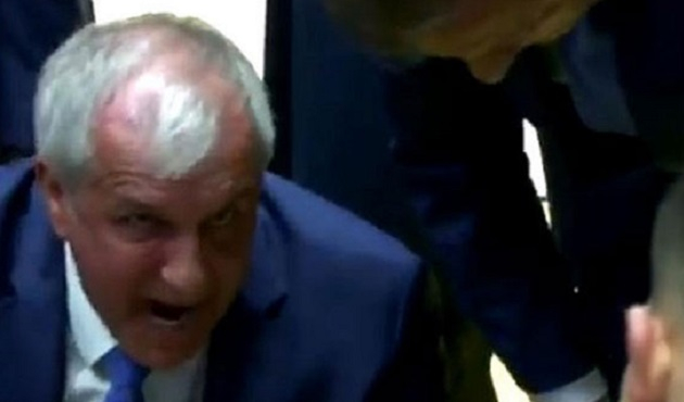 "Tüm hayatın boyunca bana soracaksın!"