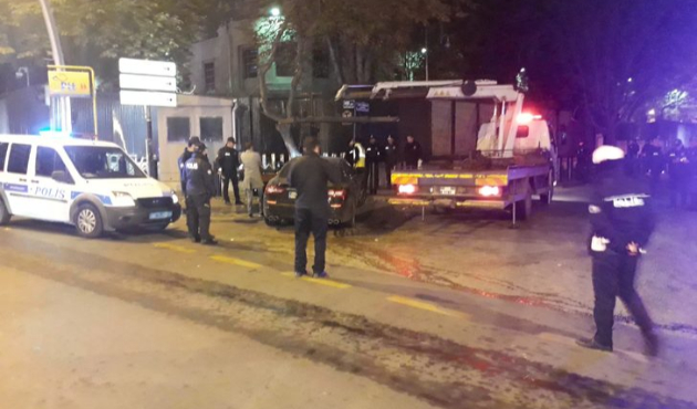 ABD Büyükelçiliği’nin önünde panik anları!