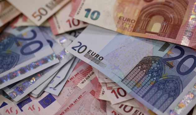 Euro aylar sonra 6 liranın altına indi!