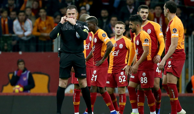 İşte Hüseyin Göçek ile VAR odası arasında geçen konuşma!