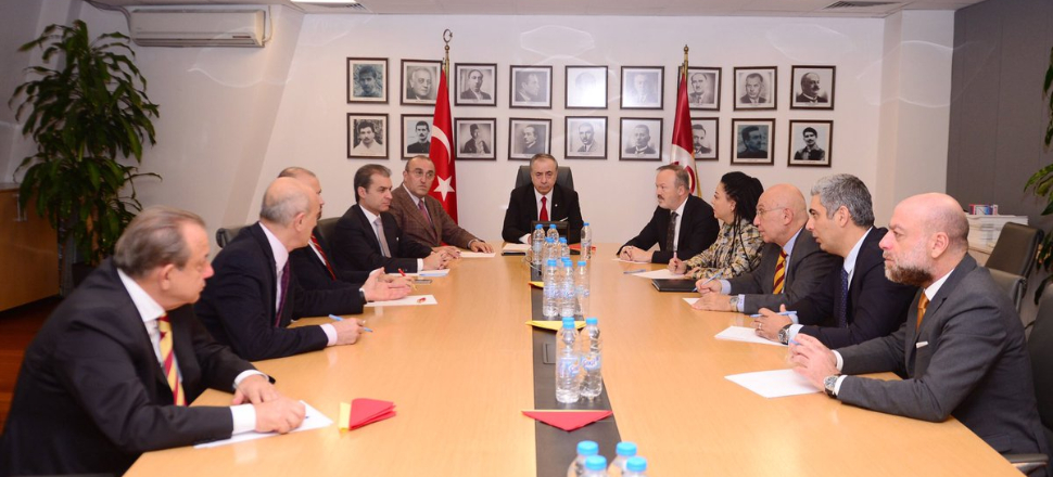"TFF, tüm kurullarıyla derhal istifa etmelidir."