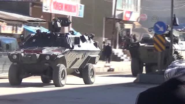 Yüksokova’da polis aracına roketatarlı saldırı