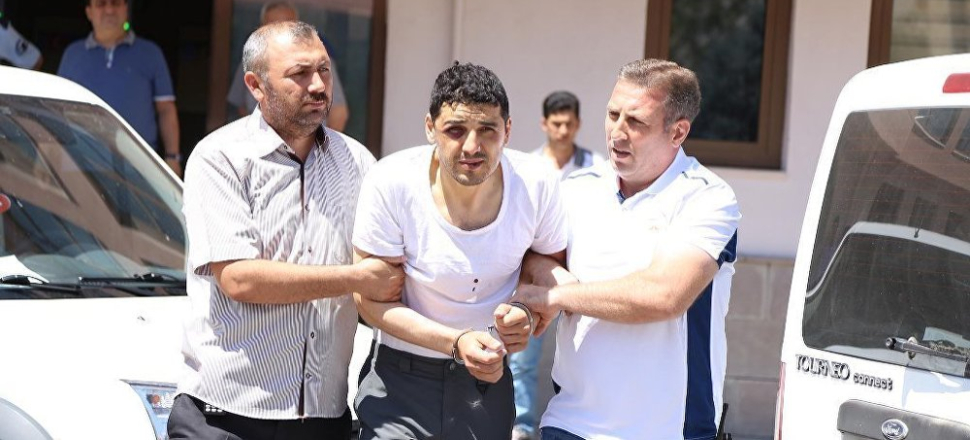 "Sarayı da bombalayın, elinize sağlık!"