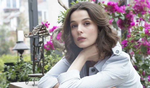 Büşra Develi'nin ikizi çıktı!