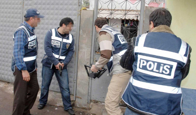 Beyoğlu'nda uyuşturucu operasyonunda hareketli dakikalar