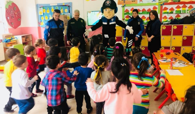 ‘Kanka Polis’ler Muğla’da çocuklarla buluşacak