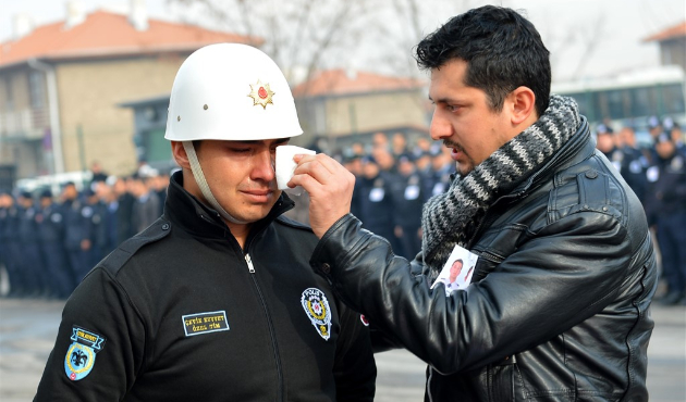 Batman'da Şehit Polis Memuru Öztekin törenle uğurlandı