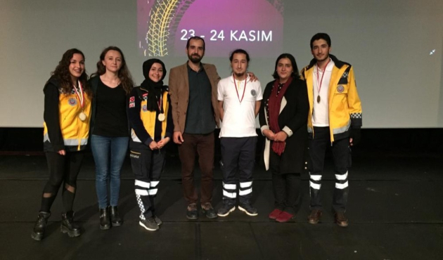 Termal MYO "ambulans rallisi"nde birinci oldu
