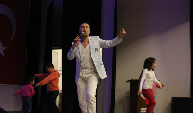 Efeler Belediyesinden öğretmenlere özel konser