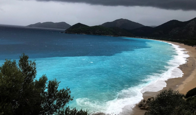 Muğla'da denizin rengi turkuaza döndü...