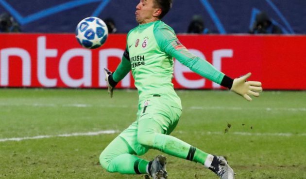 Muslera maç sonu patladı!