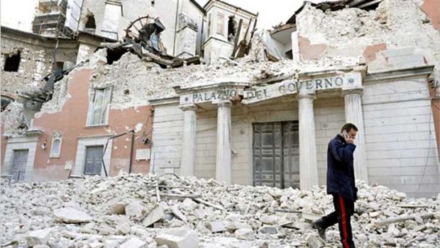 İtalya'da deprem: Ölü sayısı 247 oldu