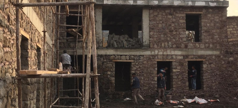 Hakkari Çukurca’nın taş evlerinde restorasyon çalışması