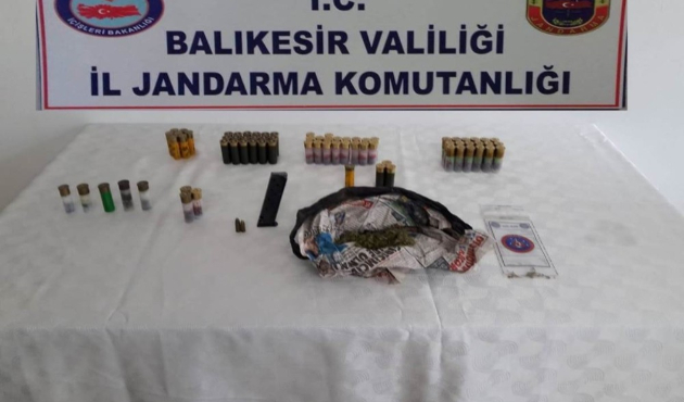 Jandarmadan uyuşturucu baskını