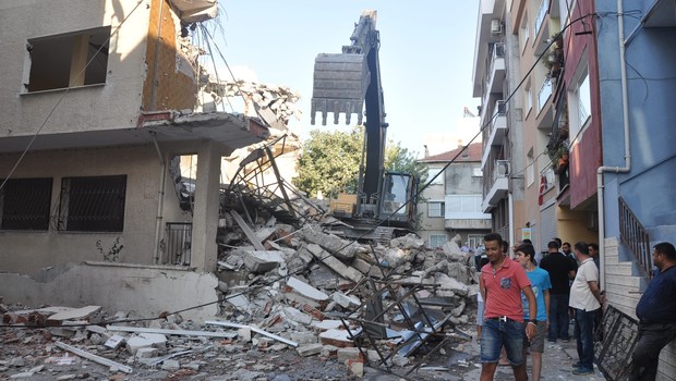 İzmir'de faciadan dönüldü