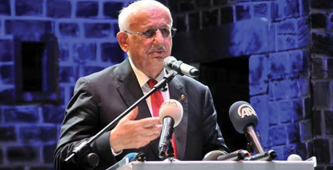 Meclis Başkanı İsmail Kahraman'dan o tişörte sert tepki