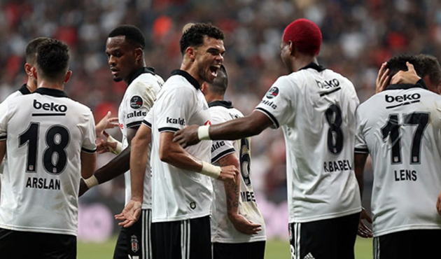 Beşiktaş'ın iki yıldızı derbide forma giyemeyecek!