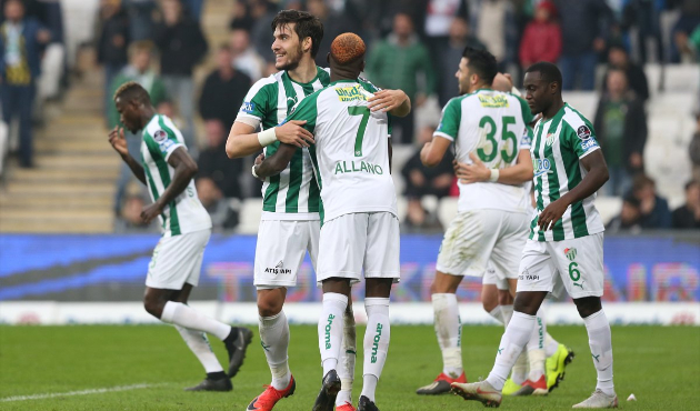 Bursaspor evinde kazanmayı bildi!