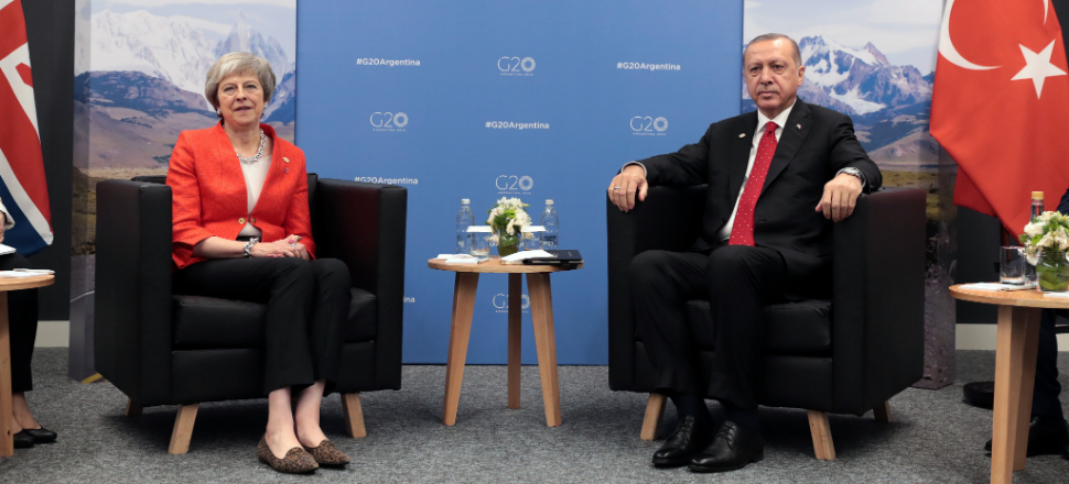 Cumhurbaşkanı Erdoğan, Theresa May'i kabul etti!