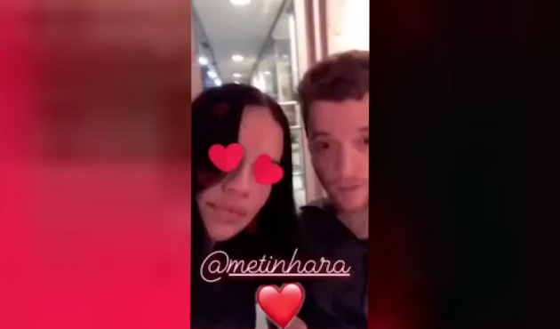 Adriana Lima ve Metin Hara, dudak dudağa!