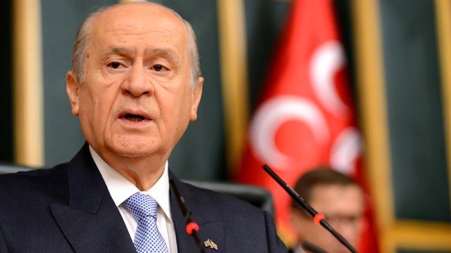 Bahçeli'den Kılıçdaroğlu'na geçmiş olsun telefonu