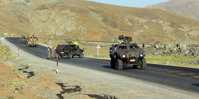 Eruh'ta bombalı saldırı: Yaralılar var