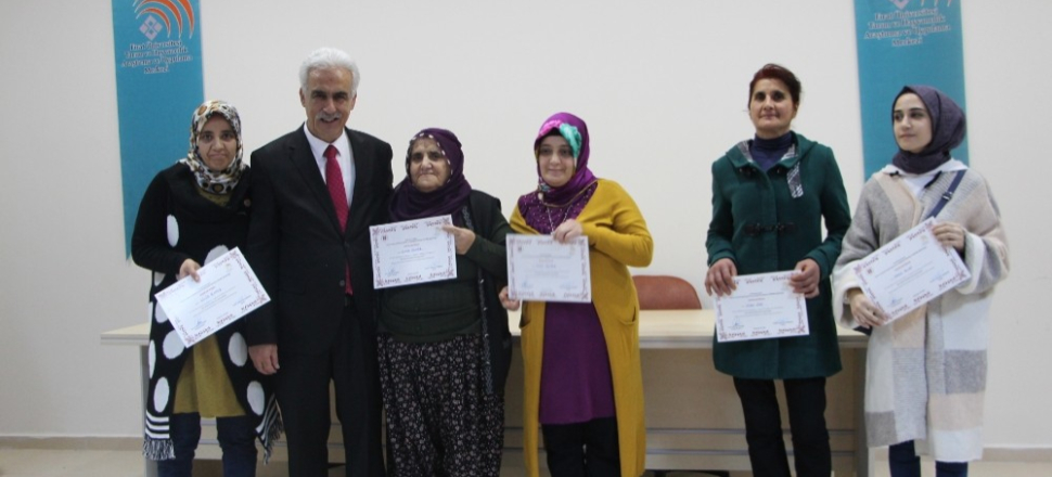 Elazığ’da 42 yetiştiriciye sertifika verildi