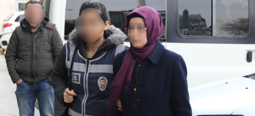 FETÖ'nün 14 kadın mahrem imamı yakalandı!