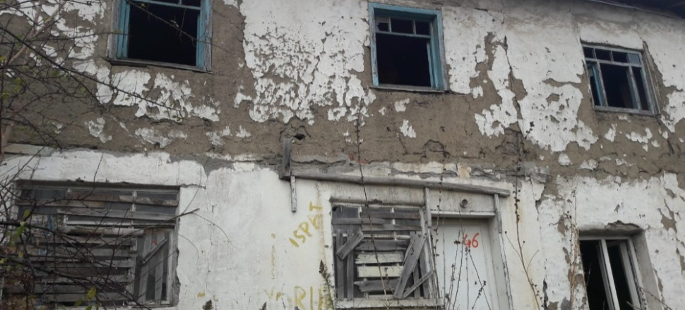 Metruk binalar yıkılıyor