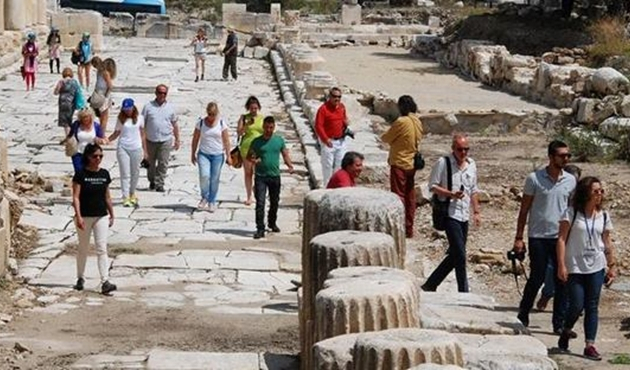 İngiliz gazeteciler tanıtım için Ortaca'yı gezdi
