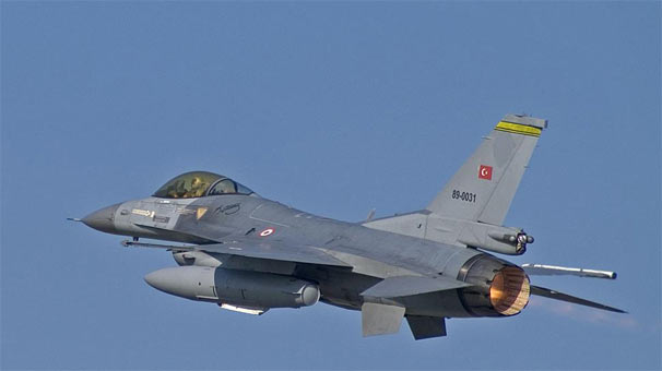 Türk jetleri hem YPG'yi hem DAEŞ'i vurdu