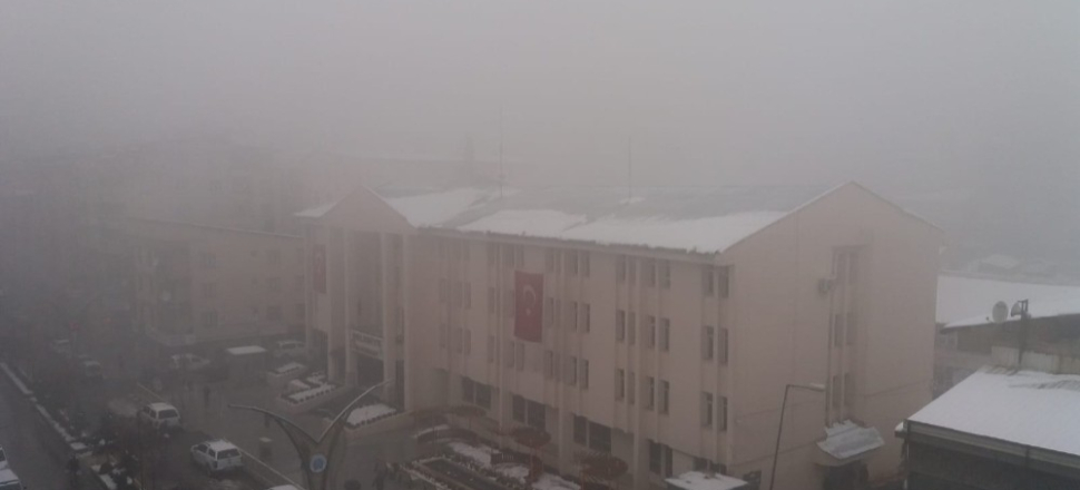 Hakkari’de yoğun sis
