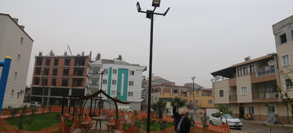 Şehidin adının verildiği parkı tahrip ettiler