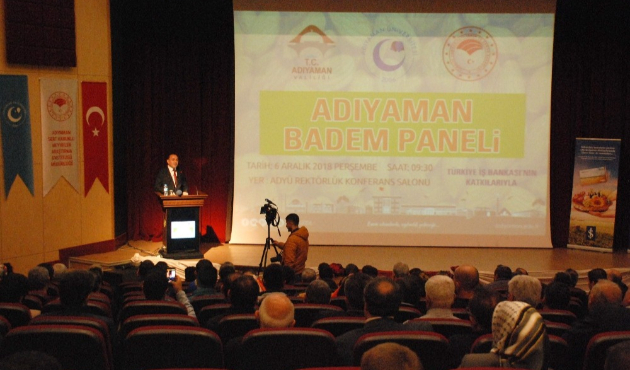 Adıyaman’da badem paneli düzenlendi