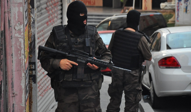 Hücre evinde talimat bekleyen terörist yakalandı!
