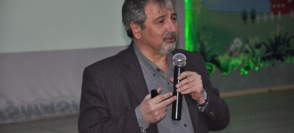 Bitlis’te ‘Öğretmen-Yazar’ buluşması