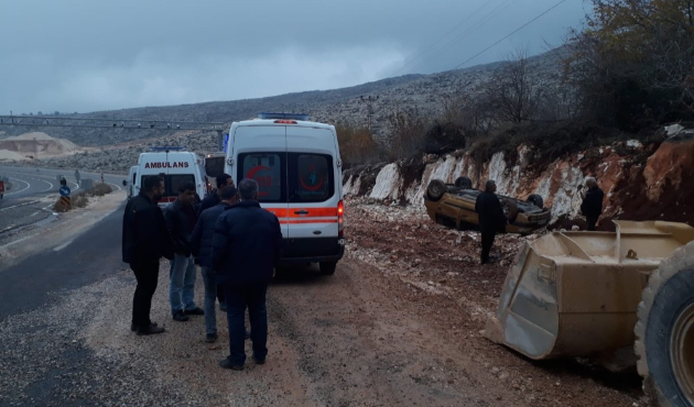 Adıyaman’da otomobil takla attı: 3 Yaralı